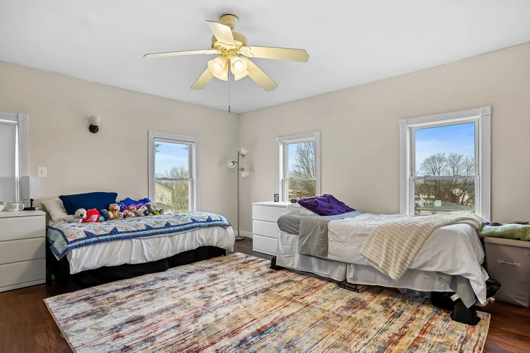 Ella House โ women's sober living in Middletown, Connecticut