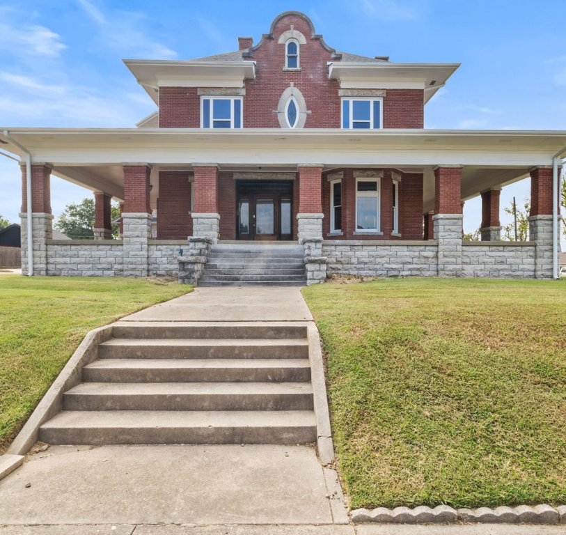 Lotus House — Fort Smith, Arkansas Lotus House — sober living home in Fort Smith, Arkansas