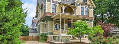 Big Brother Sober Living — Elgin, Illinois Big Brother Sober Living — sober living home in Elgin, Illinois