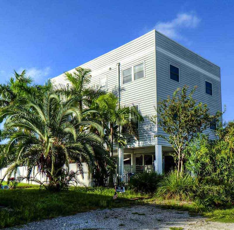 Footprints Sober Living — sober living home in Largo, Florida