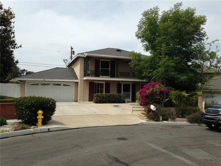 Yellowstone Recovery Sober Living — sober living home in Costa Mesa, California